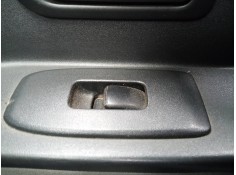 MANDO ELEVALUNAS DELANTERO DERECHO 