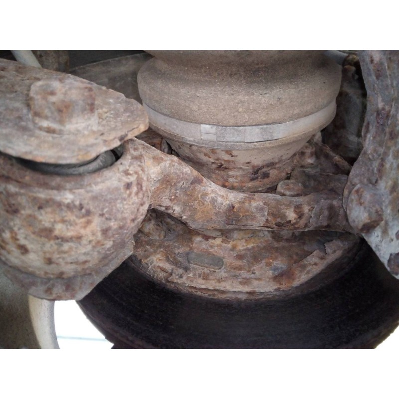 Recambio de mangueta trasera derecha para mitsubishi montero (v60/v70) 3.2 di-d intense kaiteki (3-ptas.) referencia OEM IAM   