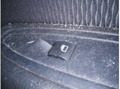 MANDO ELEVALUNAS DELANTERO DERECHO 