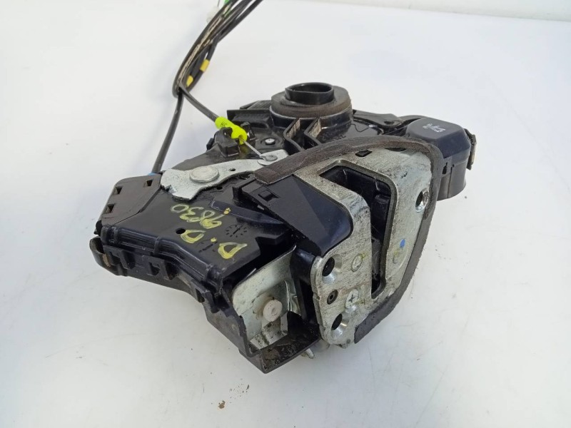Recambio de cerradura puerta delantera derecha para toyota auris hybrid advance referencia OEM IAM   E2-B4-55-1