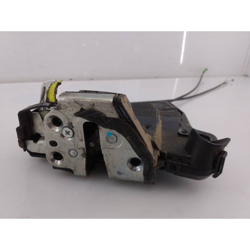 Recambio de cerradura puerta delantera izquierda para toyota auris hybrid advance referencia OEM IAM   E2-B4-30-1
