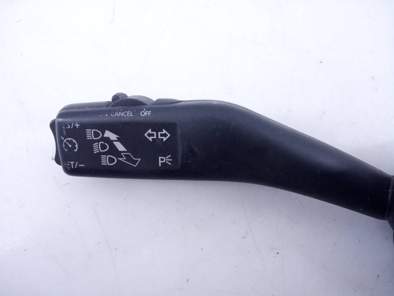 Recambio de mando intermitentes para volkswagen golf vi (5k1) cosmo referencia OEM IAM 1K0953513G  E2-A1-30-7