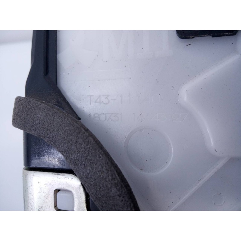 Recambio de cerradura puerta delantera izquierda para toyota yaris hybrid active referencia OEM IAM T4311140  E2-B4-45-1