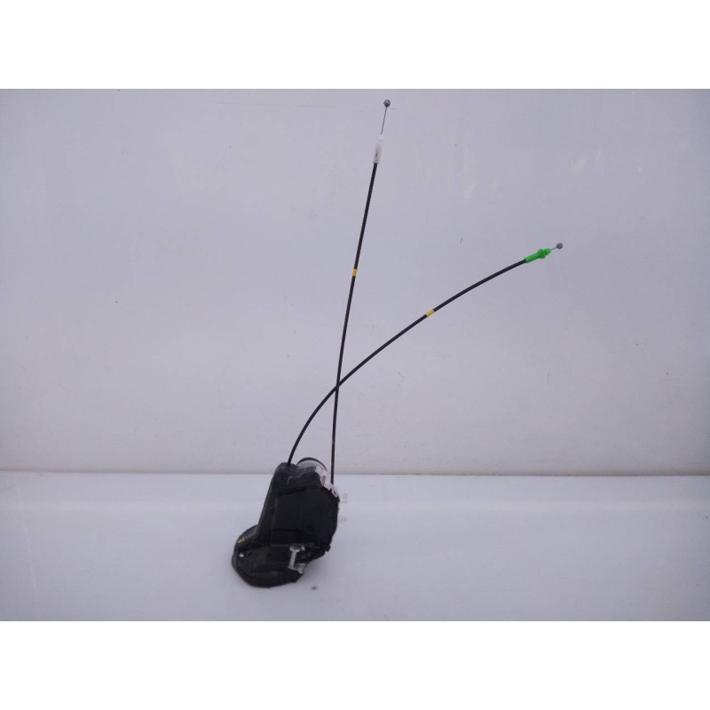 Recambio de cerradura puerta trasera derecha para toyota yaris hybrid active referencia OEM IAM   E2-B4-45-1