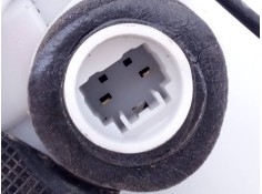 Recambio de cerradura puerta trasera derecha para toyota yaris hybrid active referencia OEM IAM   E2-B4-45-1 2