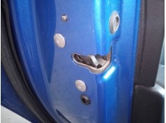 CERRADURA PUERTA TRASERA IZQUIERDA 