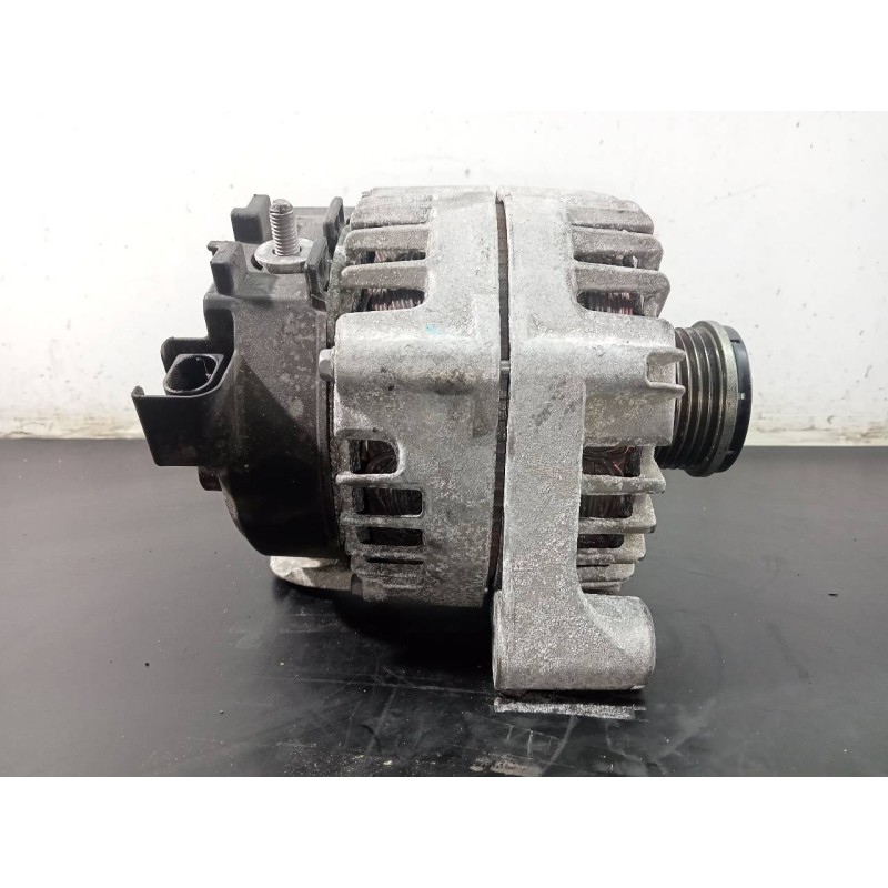 Recambio de alternador para bmw serie 1 lim. (f20) 120d referencia OEM IAM 8519890  P3-A4-2-5
