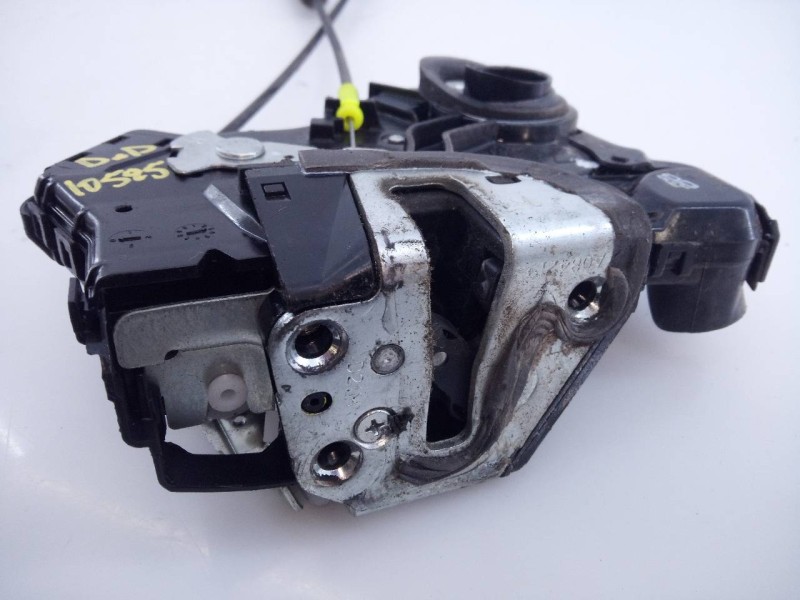 Recambio de cerradura puerta delantera derecha para toyota avensis (t27) advance referencia OEM IAM   E2-B4-4-1