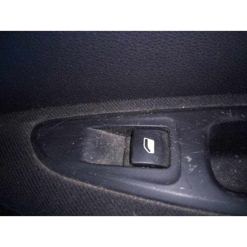 Recambio de mando elevalunas trasero derecho para peugeot 308 confort referencia OEM IAM   