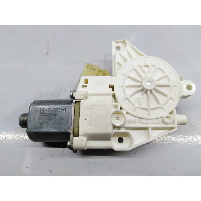 Recambio de motor elevalunas delantero derecho para mercedes-benz clase c (w204) berlina c 220 cdi (204.008) referencia OEM IAM 