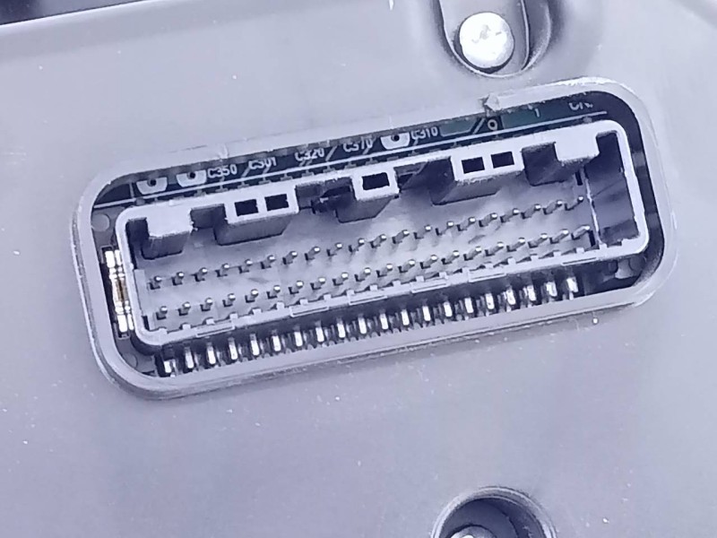 Recambio de cuadro instrumentos para toyota avensis (t27) advance referencia OEM IAM 8380005N30 MB2574707791 E3-B2-4-1