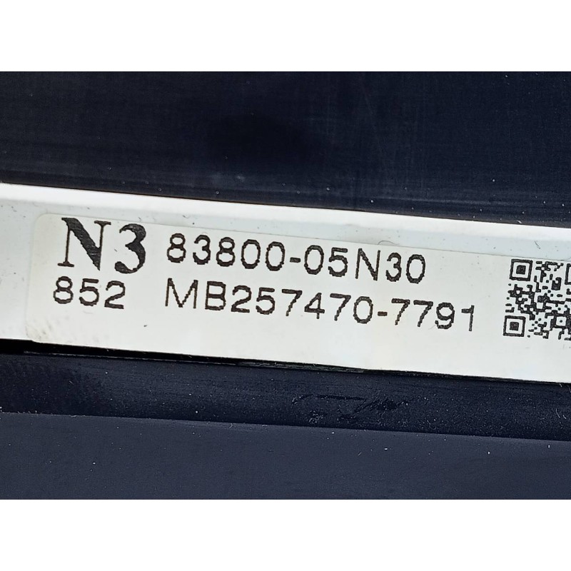 Recambio de cuadro instrumentos para toyota avensis (t27) advance referencia OEM IAM 8380005N30 MB2574707791 E3-B2-4-1