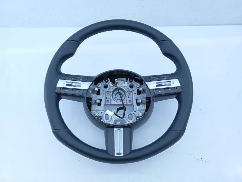 Recambio de volante para hyundai kona 2 1.0 tgdi referencia OEM IAM   