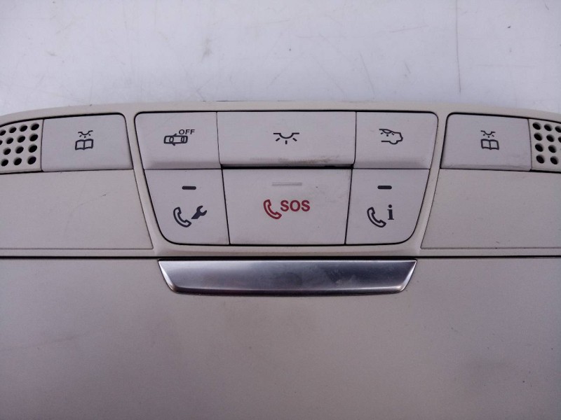 Recambio de luz interior para mercedes-benz clase c (w205) lim. c 220 bluetec / d (205.004) referencia OEM IAM A0008274623HW  E3