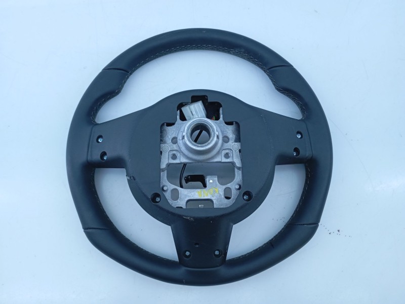 Recambio de volante para hyundai kona 2 1.0 tgdi referencia OEM IAM   