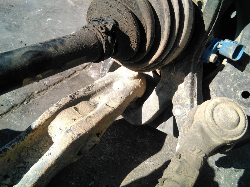 Recambio de mangueta delantera derecha para volkswagen touareg (7la) tdi r5 referencia OEM IAM 7L6407258A  PV-3-1