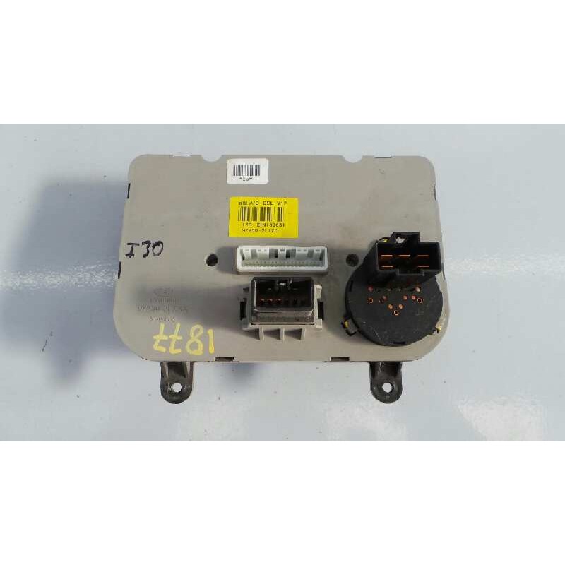 Recambio de mando calefaccion / aire acondicionado para hyundai i30 referencia OEM IAM 972502L170  E2-B5-60-1