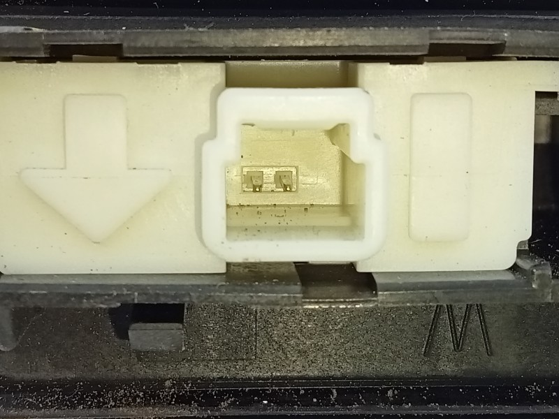 Recambio de maneta exterior porton para toyota yaris hybrid active referencia OEM IAM   E3-B2-18-4