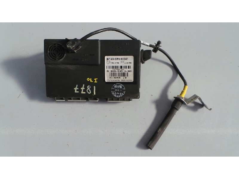 Recambio de modulo electronico para hyundai i30 referencia OEM IAM 954992L105  E2-B5-60-1