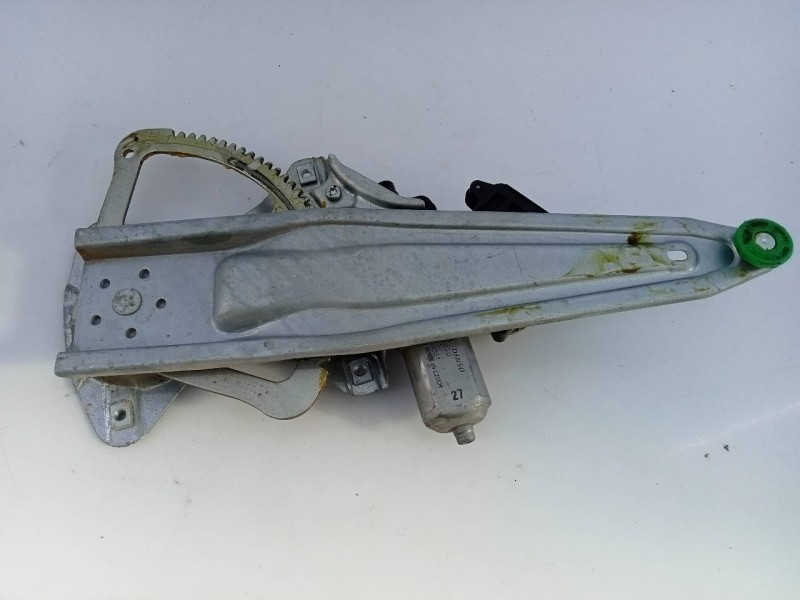 Recambio de elevalunas trasero derecho para toyota avensis (t27) advance referencia OEM IAM 977555201  E2-B4-53-1