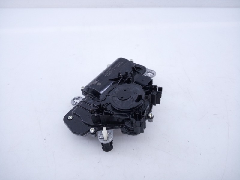 Recambio de motor cierre centralizado porton para audi q3 sportback (f3n) 35 tfsi s line referencia OEM IAM 5TA827887C  E1-A5-35