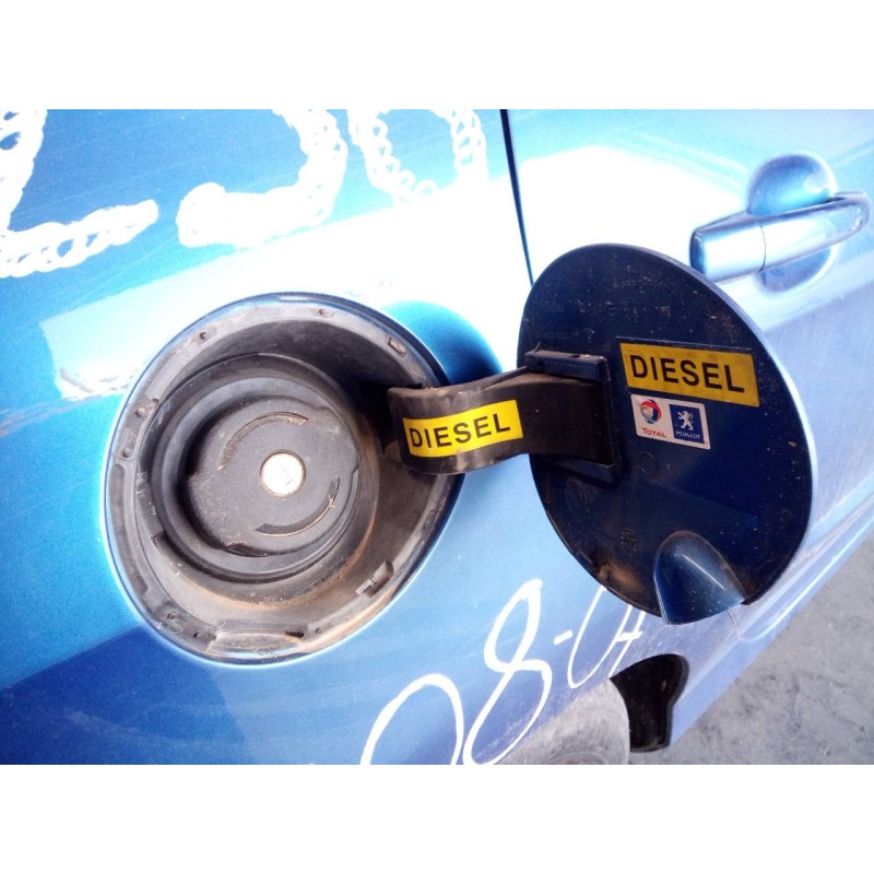 Recambio de tapa exterior combustible para peugeot 308 confort referencia OEM IAM   