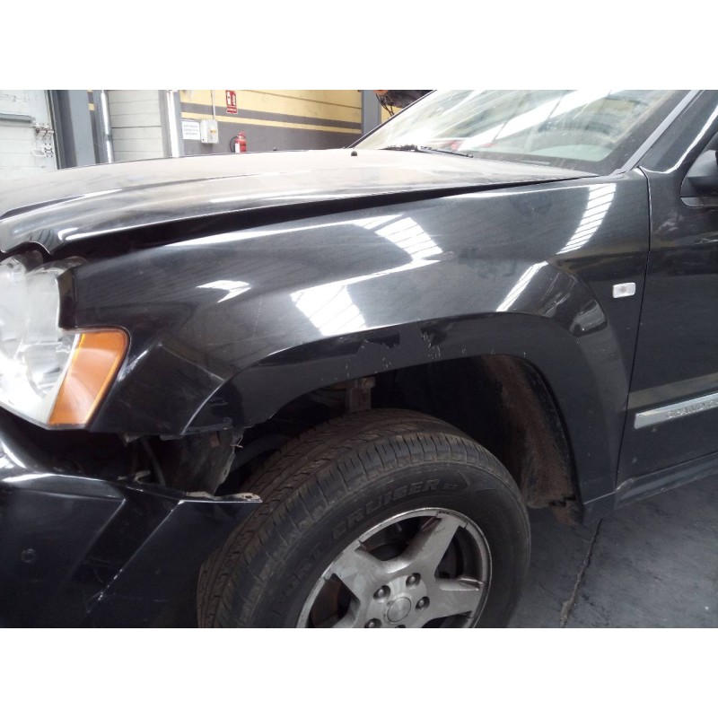 Recambio de aleta delantera izquierda para jeep gr. cherokee (wh) 3.0 crd limited referencia OEM IAM   