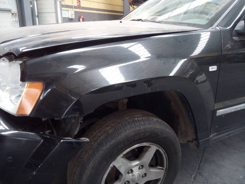 Recambio de aleta delantera izquierda para jeep gr. cherokee (wh) 3.0 crd limited referencia OEM IAM   