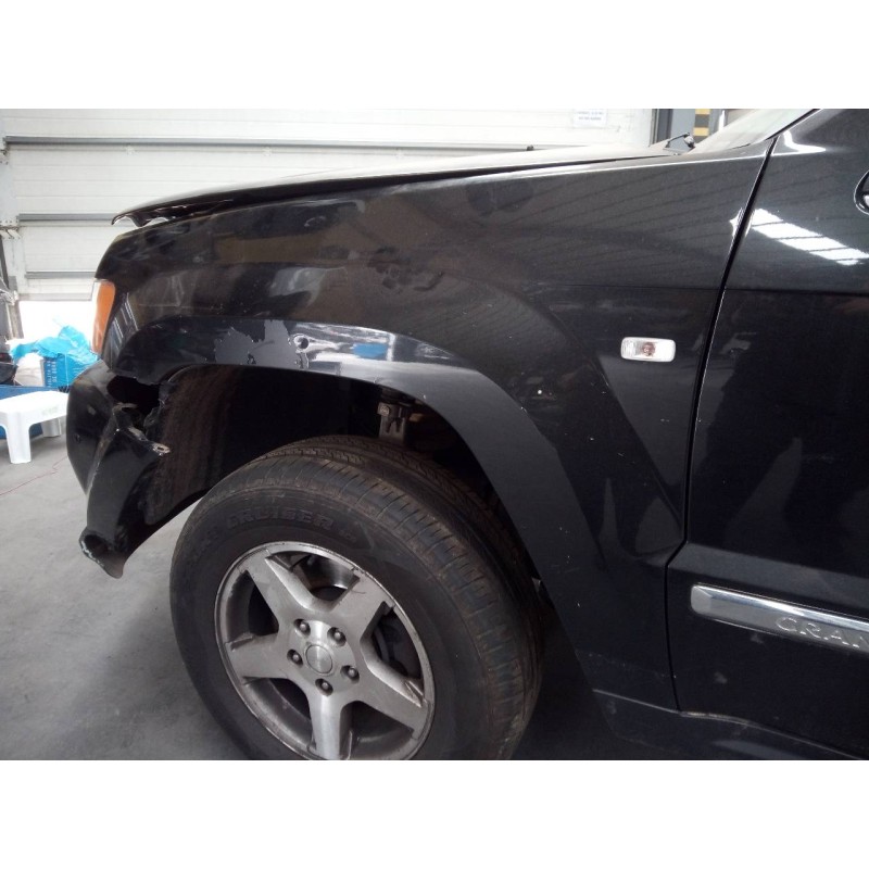 Recambio de aleta delantera izquierda para jeep gr. cherokee (wh) 3.0 crd limited referencia OEM IAM   