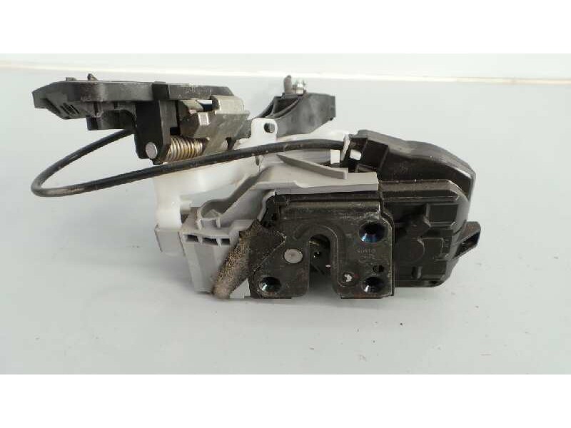 Recambio de cerradura puerta trasera derecha para hyundai i30 referencia OEM IAM 814202L000  E2-B5-61-1