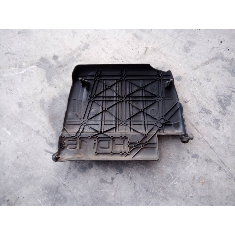 Recambio de tapa motor para peugeot 308 confort referencia OEM IAM   