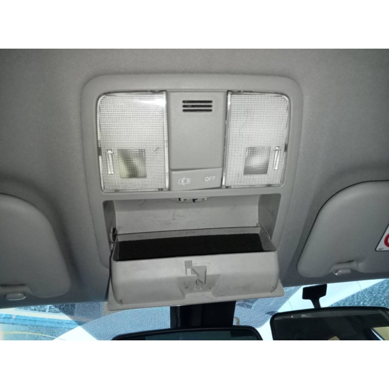 Recambio de luz interior para toyota avensis (t27) advance referencia OEM IAM   