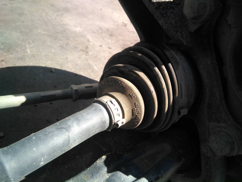 Recambio de transmision delantera izquierda para volkswagen touareg (7la) tdi r5 referencia OEM IAM 7L6407271D  PV-3-1