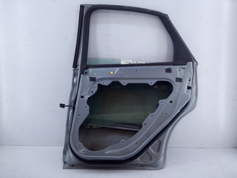 Recambio de puerta trasera derecha para ford focus lim. (cb4) econetic referencia OEM IAM   E4-B4-10
