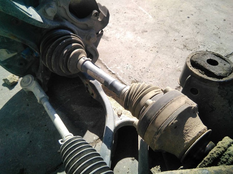 Recambio de transmision delantera izquierda para volkswagen touareg (7la) tdi r5 referencia OEM IAM 7L6407271D  PV-3-1