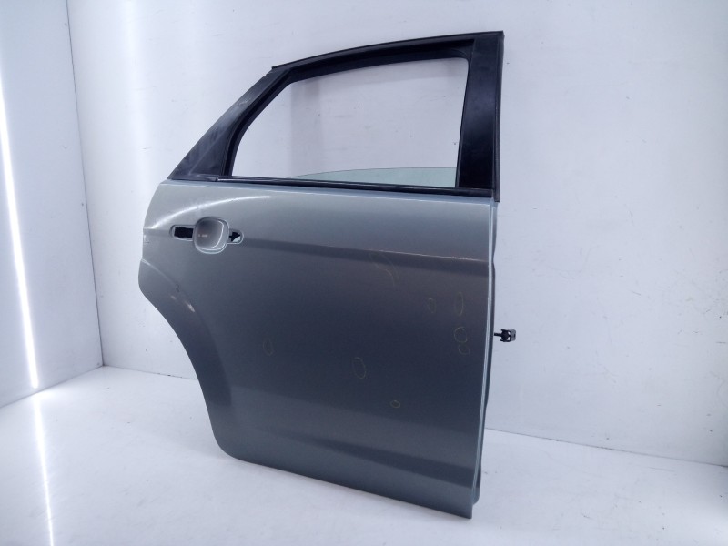 Recambio de puerta trasera derecha para ford focus lim. (cb4) econetic referencia OEM IAM   E4-B4-10