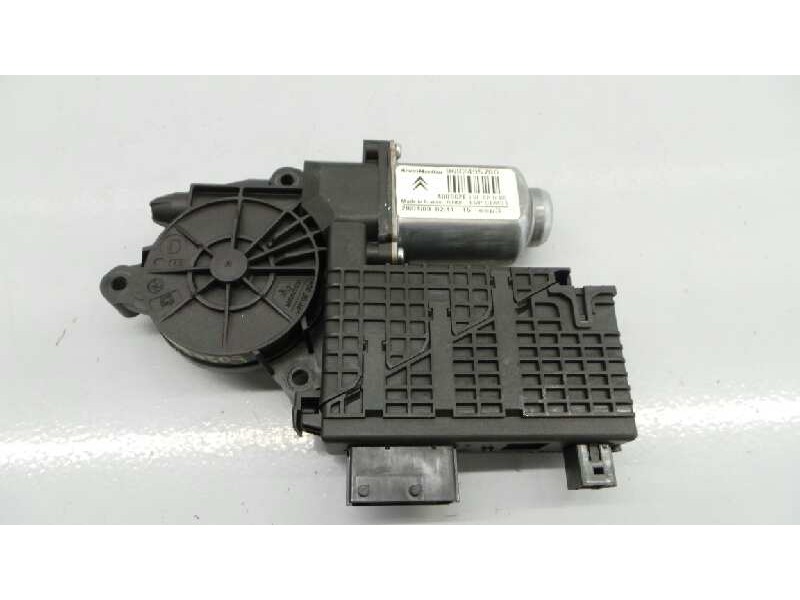Recambio de motor elevalunas delantero derecho para citroën c4 grand picasso exclusive plus referencia OEM IAM 9682495780  E1-A4