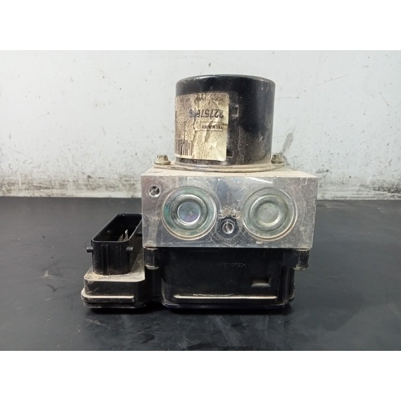 Recambio de abs para opel insignia berlina selective referencia OEM IAM 22757649  P3-A8-13-3