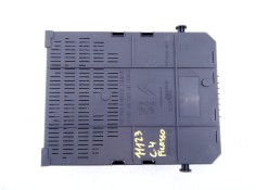 CAJA RELES / FUSIBLES E3-B2-34-2