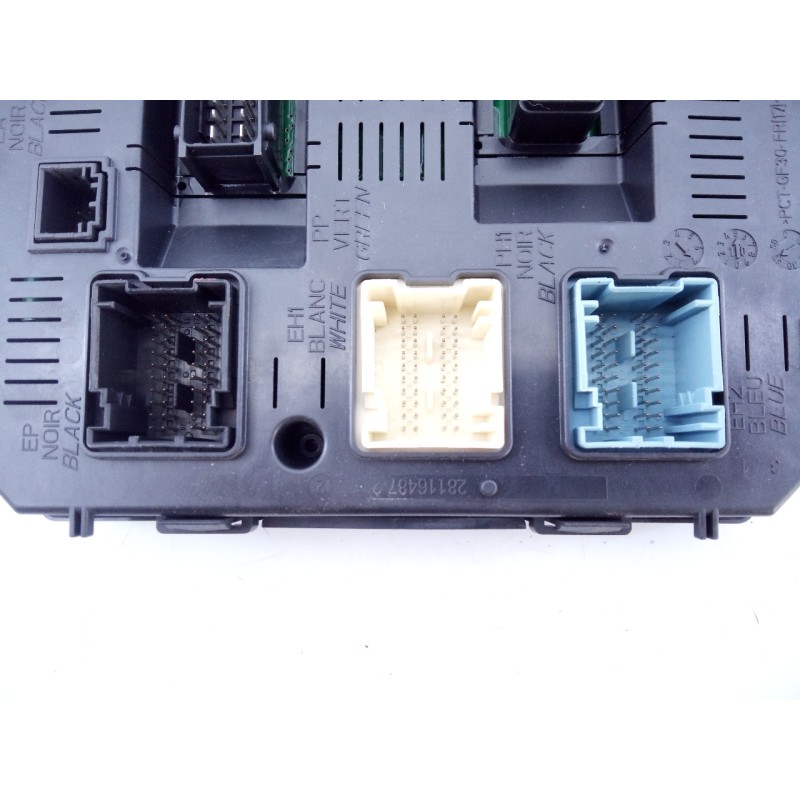 Recambio de caja reles / fusibles para citroën c4 picasso exclusive referencia OEM IAM   E3-B2-34-2