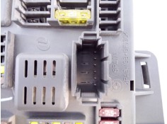 Recambio de caja reles / fusibles para bmw x5 (e70) xdrive30d referencia OEM IAM 92074161  E3-A2-30-4 2