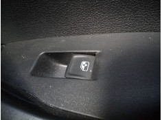 MANDO ELEVALUNAS TRASERO DERECHO 