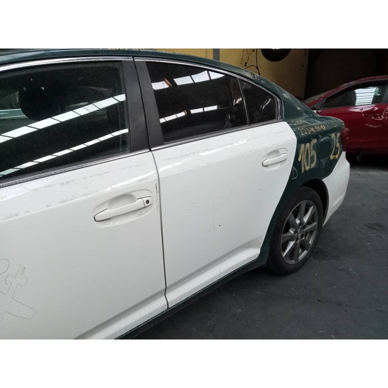 Recambio de puerta trasera izquierda para toyota avensis (t27) advance referencia OEM IAM   