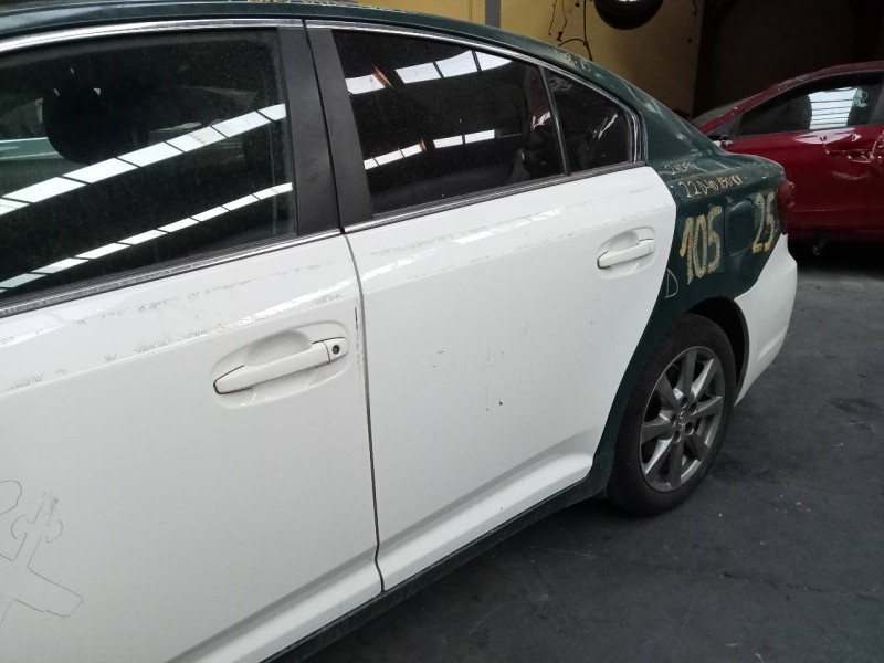Recambio de puerta trasera izquierda para toyota avensis (t27) advance referencia OEM IAM   