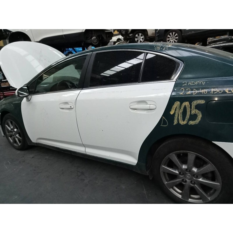 Recambio de puerta trasera izquierda para toyota avensis (t27) advance referencia OEM IAM   