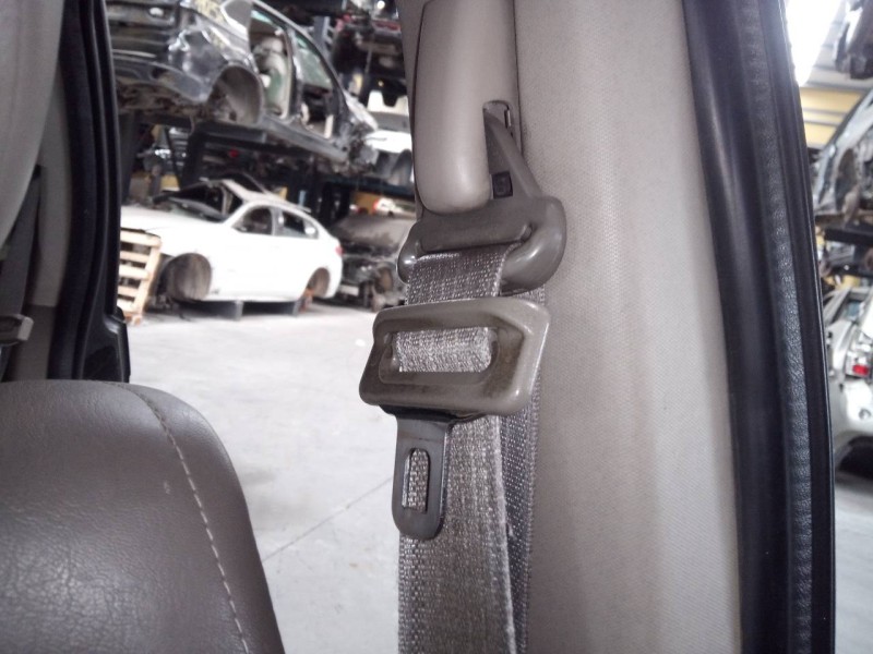 Recambio de cinturon seguridad delantero izquierdo para jeep gr. cherokee (wh) 3.0 crd limited referencia OEM IAM   