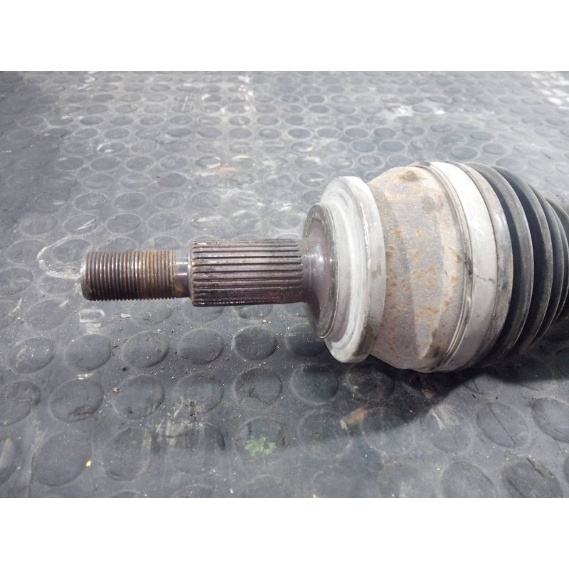 Recambio de transmision delantera izquierda para toyota avensis (t27) advance referencia OEM IAM 3N32559F8  P1-B6-17