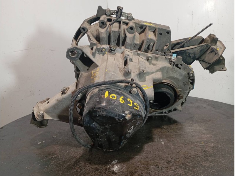 Recambio de caja cambios para renault 9 txe referencia OEM IAM JB3041  M1-A2-49