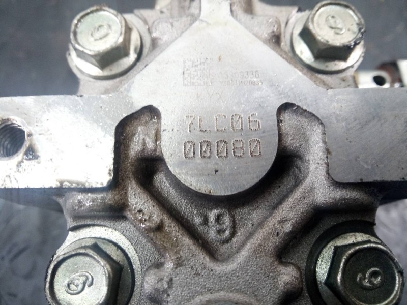 Recambio de bomba direccion para opel insignia berlina selective referencia OEM IAM 7LC0600080  P3-B4-7-4