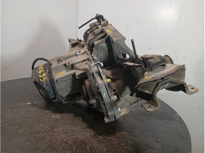 Recambio de caja cambios para renault 9 txe referencia OEM IAM JB3041  M1-A2-49